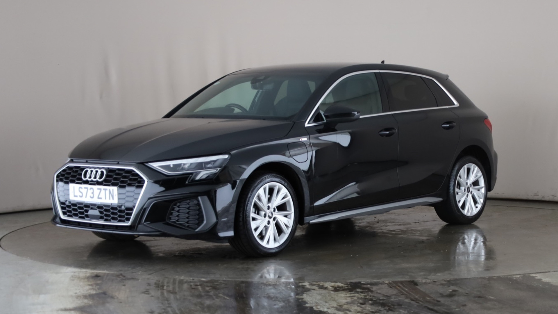 40 TFSI e S line 5dr S Tronic [17 inch Alloy] [2024]