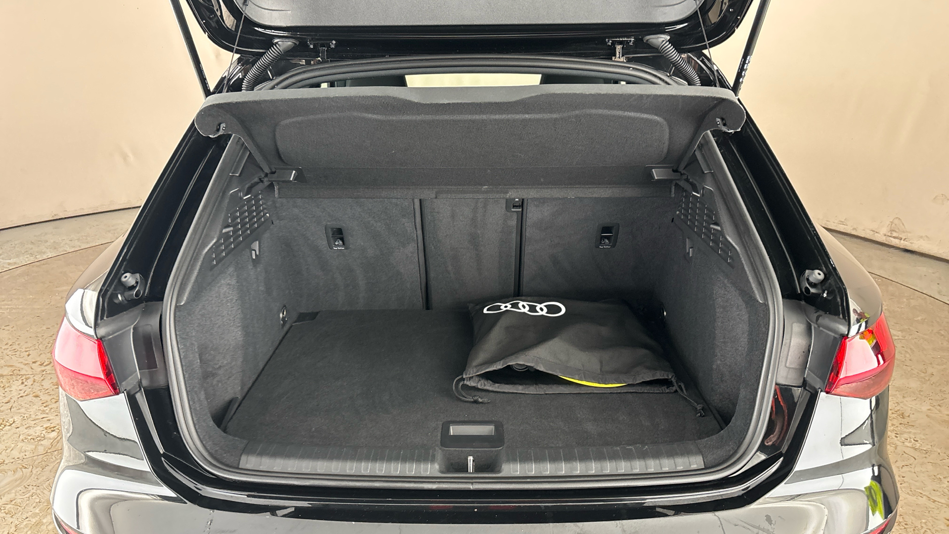 4027551 40 TFSI e S Line 5dr S Tronic [17 inch Alloy]