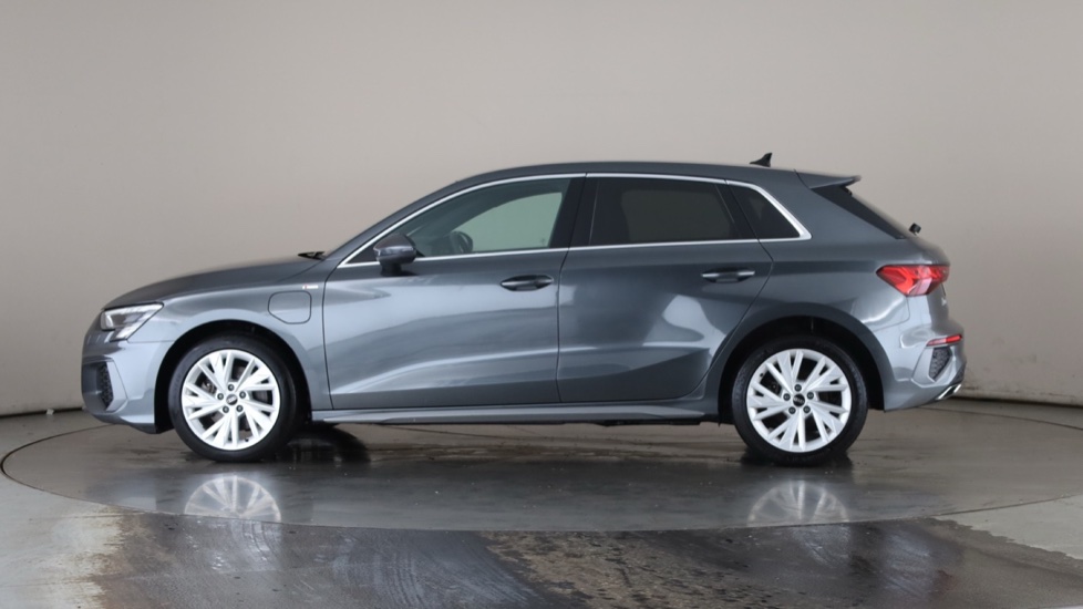 AUDI A3 Image 2