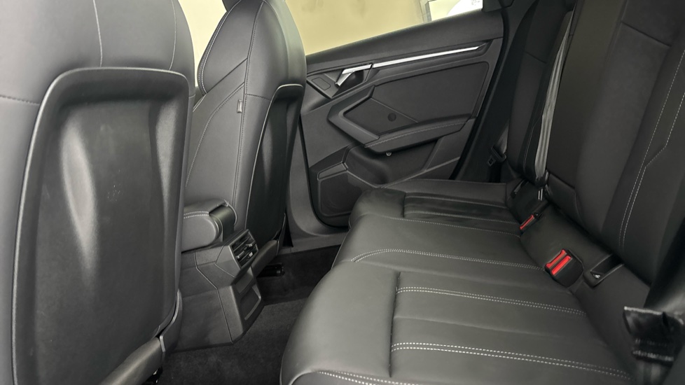 AUDI A3 Image 14