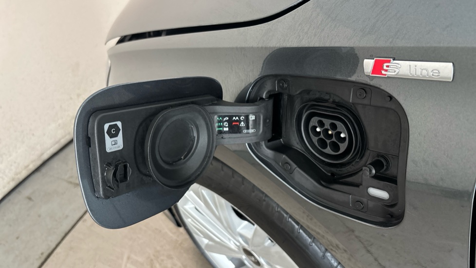 AUDI A3 Image 21