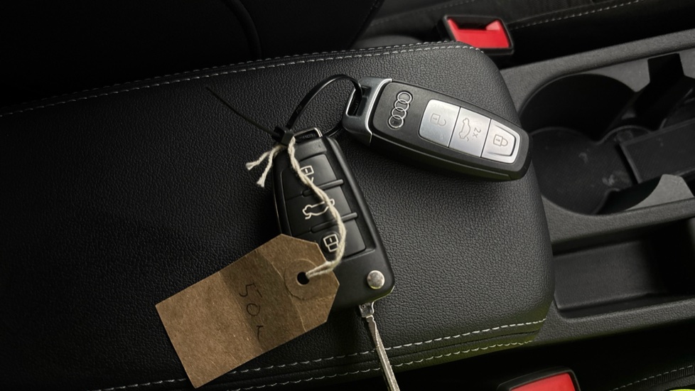 AUDI A3 two keys