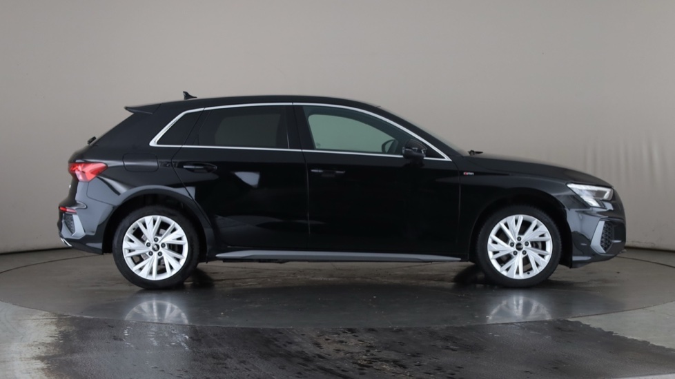 AUDI A3 Image 6