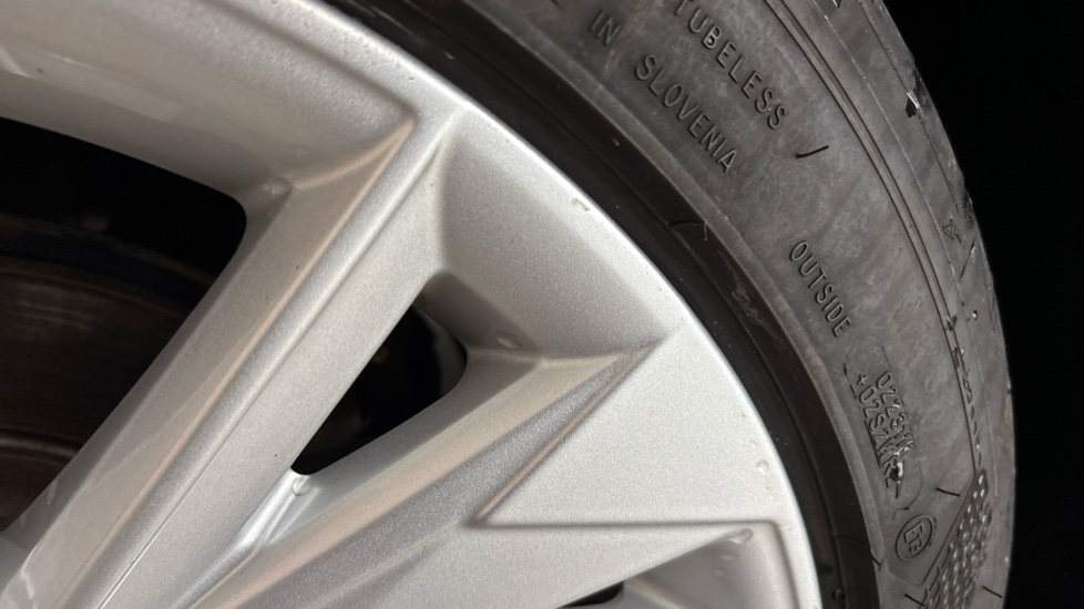 AUDI A3 Scuff