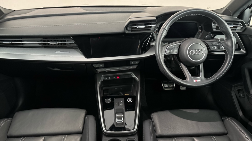 AUDI A3 Image 11
