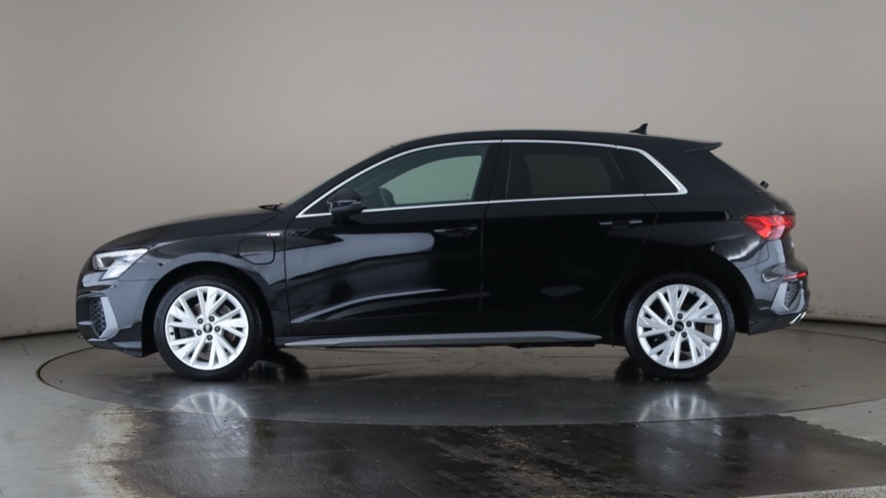 AUDI A3 Image 2