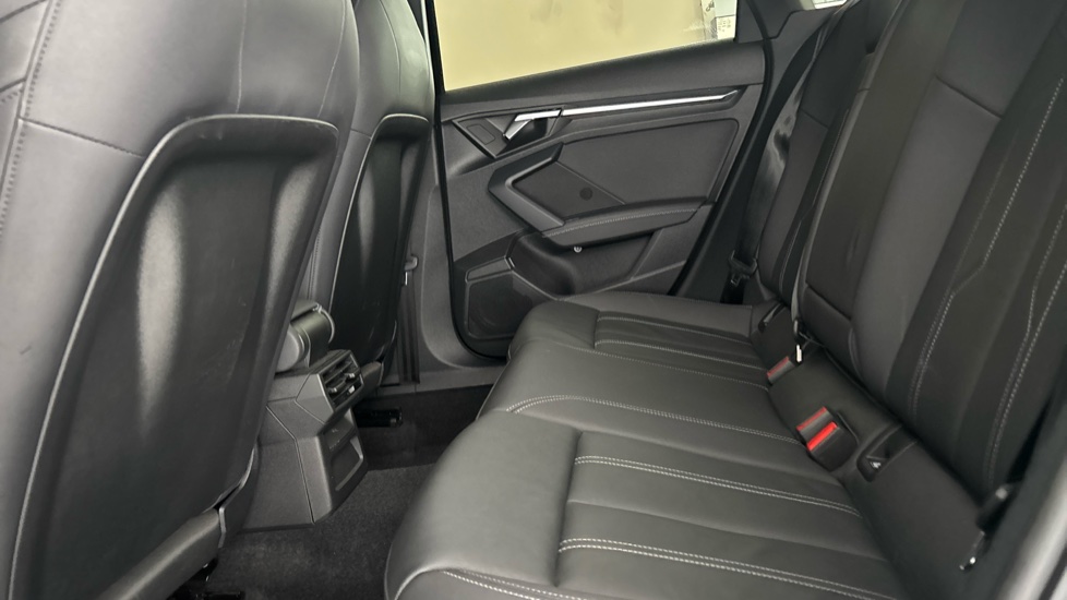 AUDI A3 Image 14