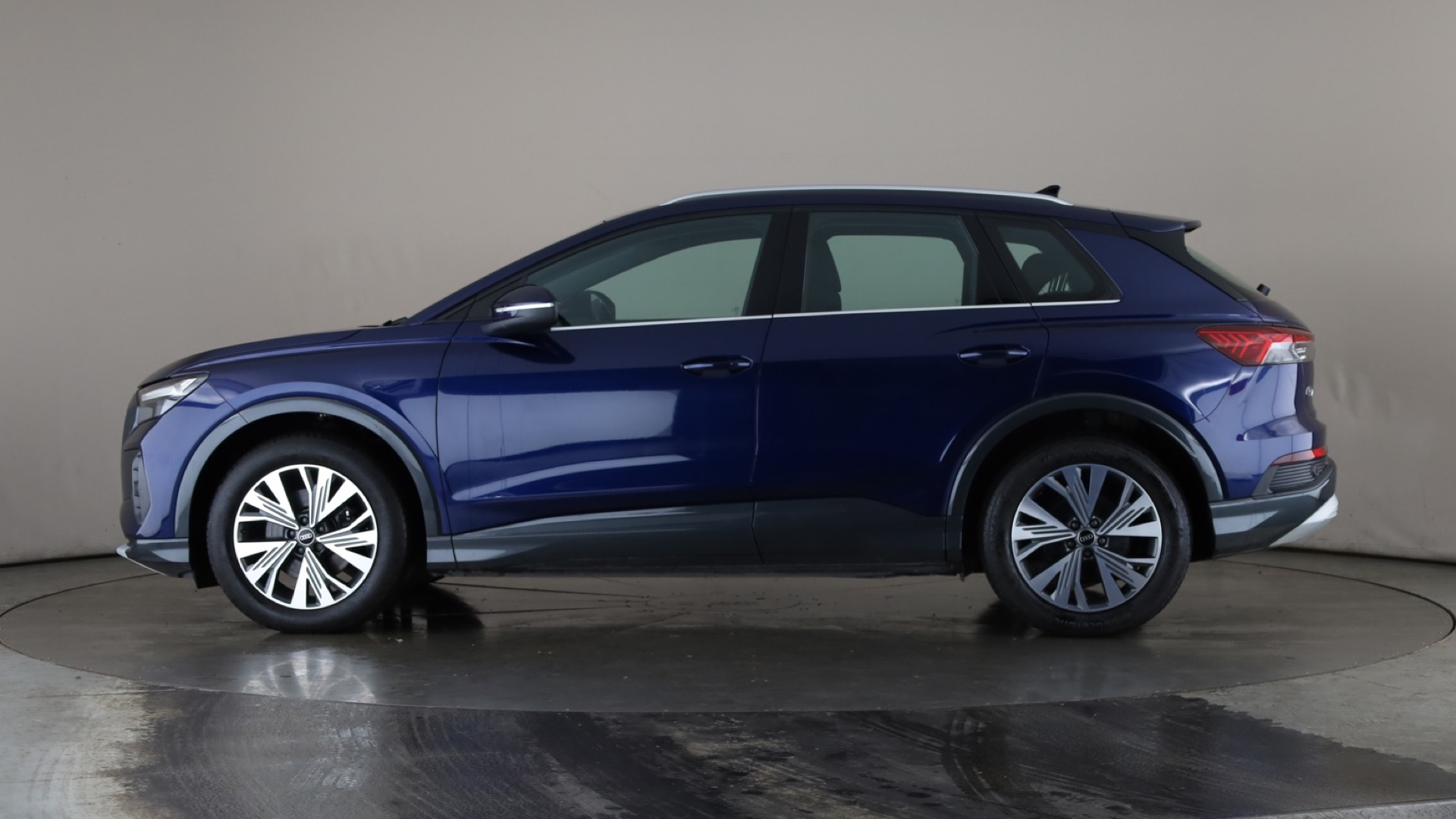 125kW 35 55.52kWh Sport 5dr Auto