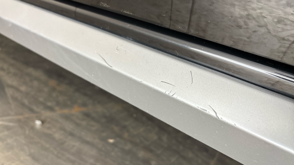 AUDI A3 Scratches