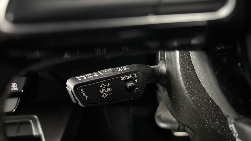 AUDI A3 Cruise control