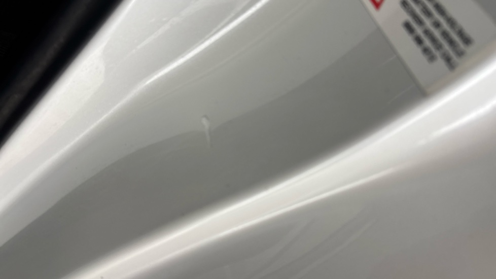TOYOTA BZ4X scratches