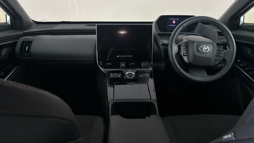 TOYOTA BZ4X Image 11