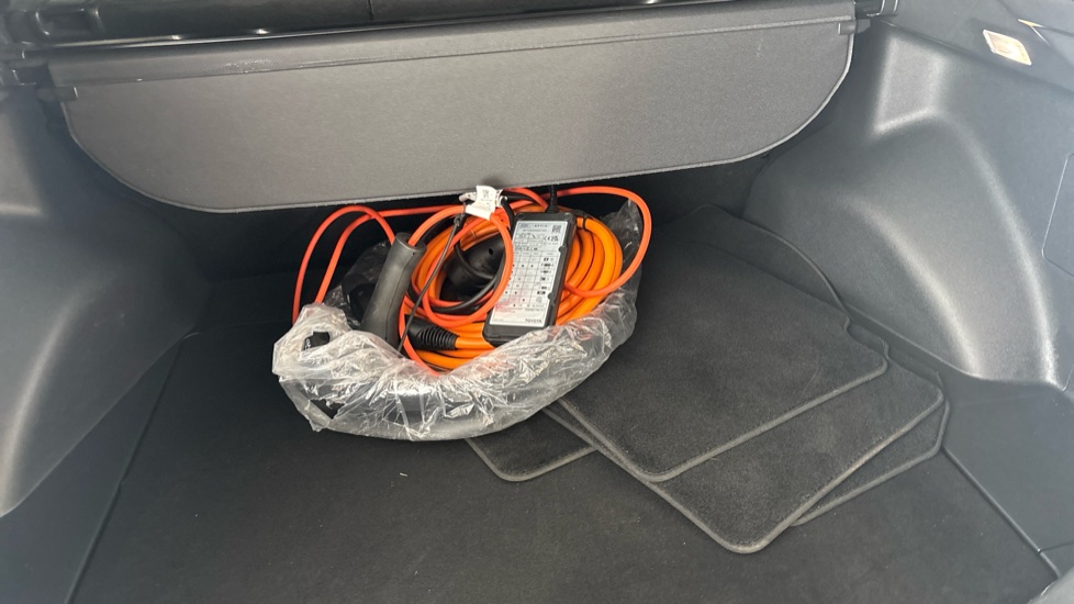 TOYOTA BZ4X Image 22