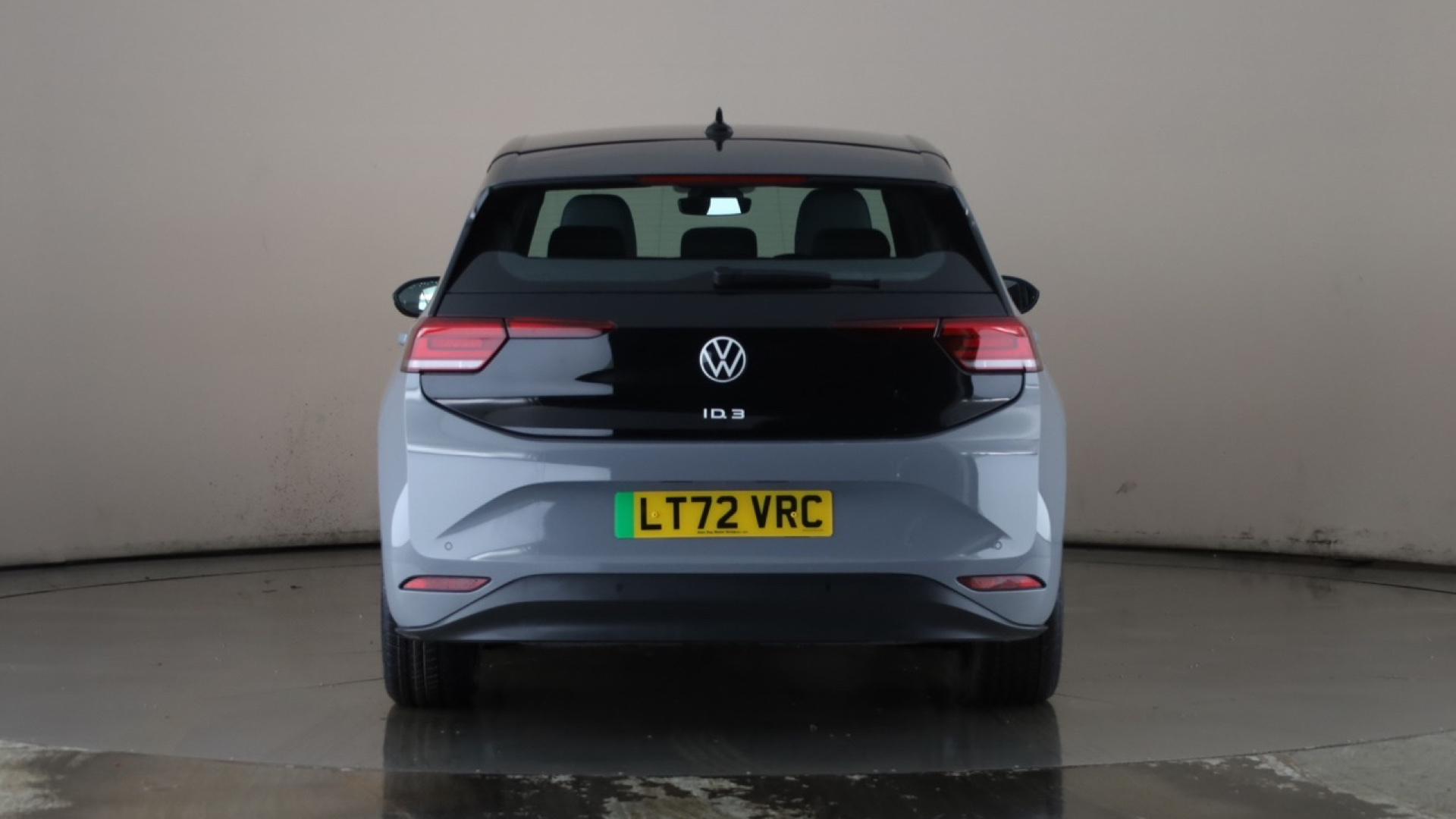 4021809 150kW Life Pro Perform 58kWh 5dr Auto [120kW Ch]