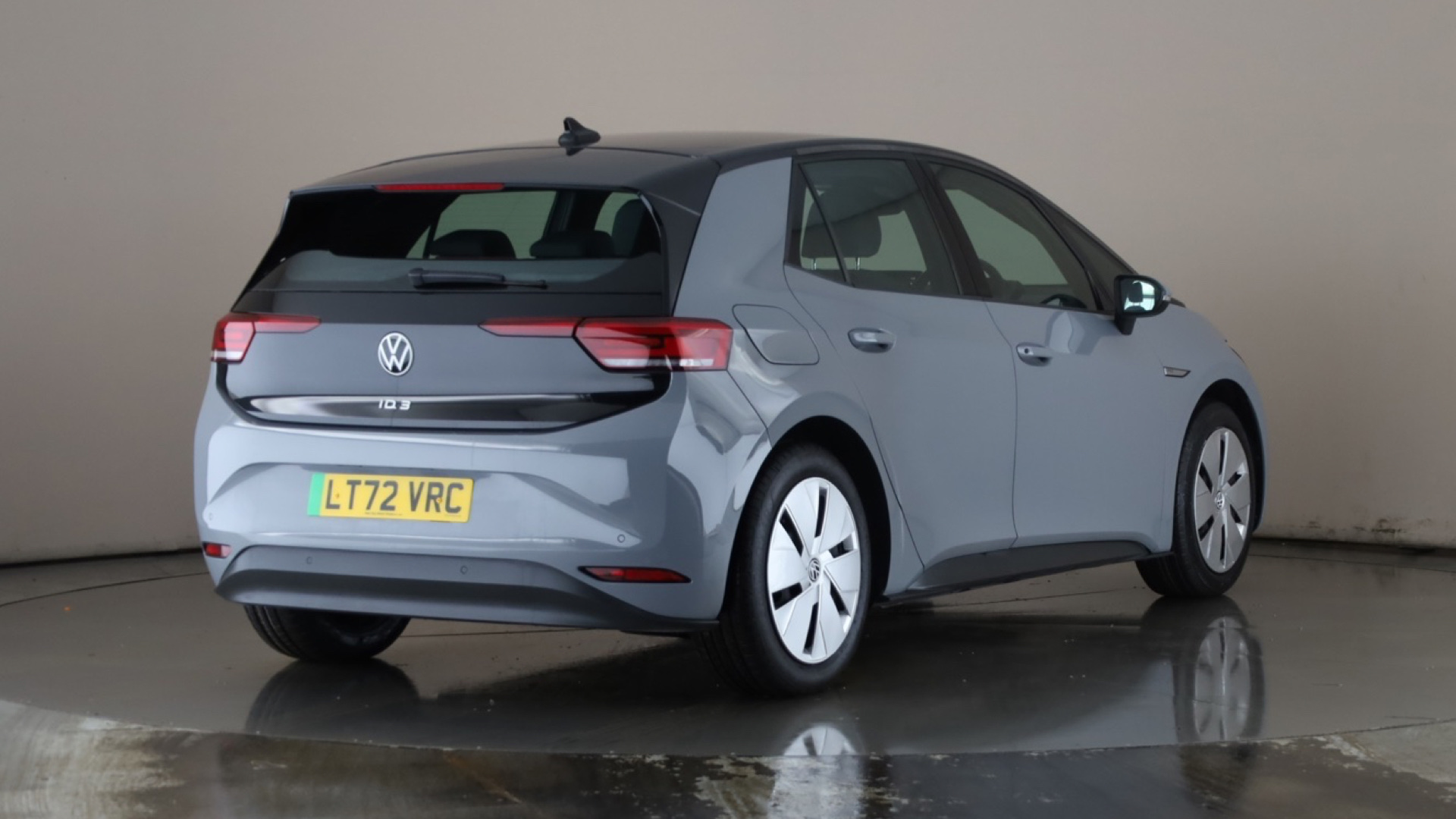 4021809 150kW Life Pro Perform 58kWh 5dr Auto [120kW Ch]