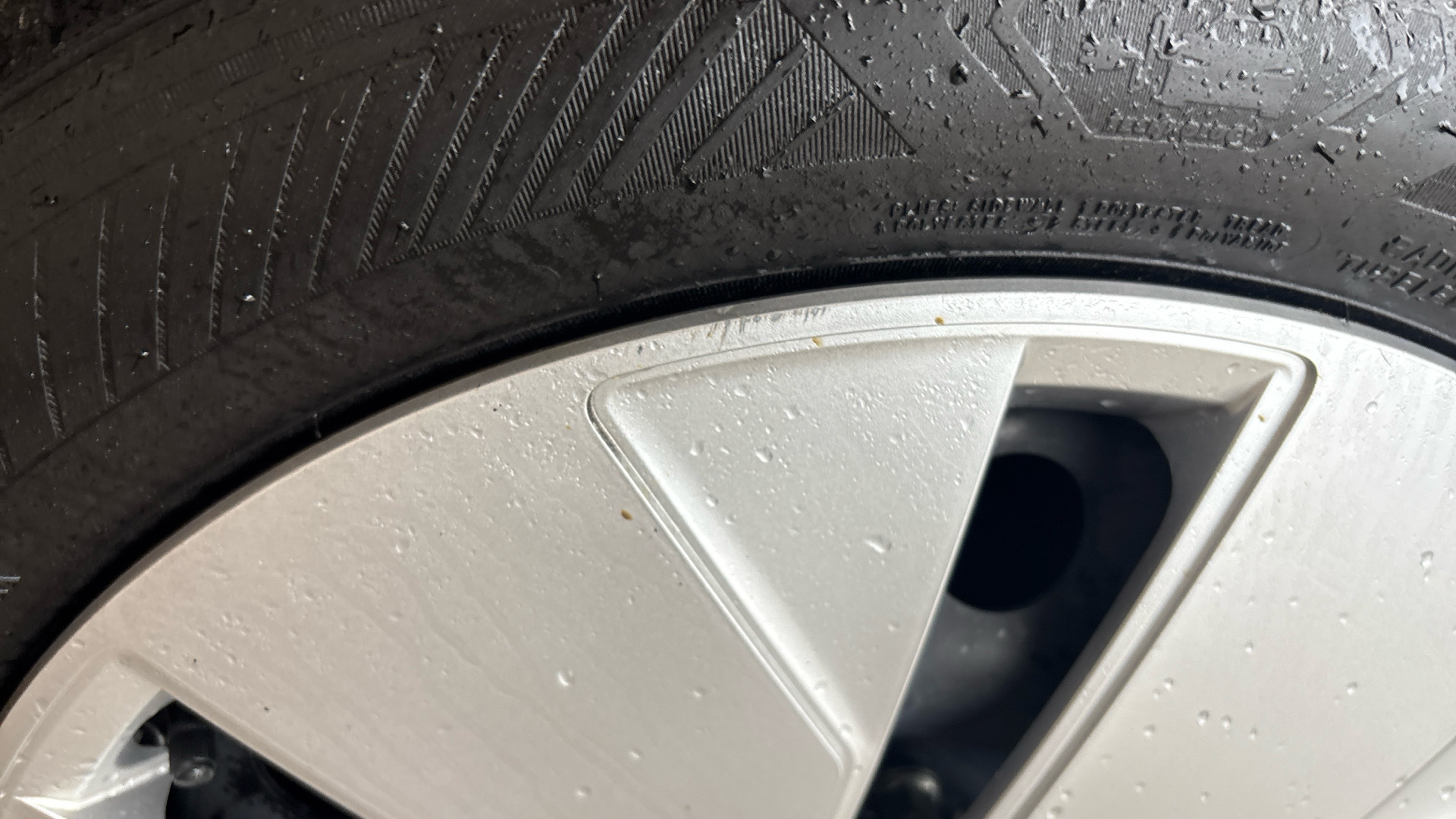 4021809 150kW Life Pro Perform 58kWh 5dr Auto [120kW Ch]