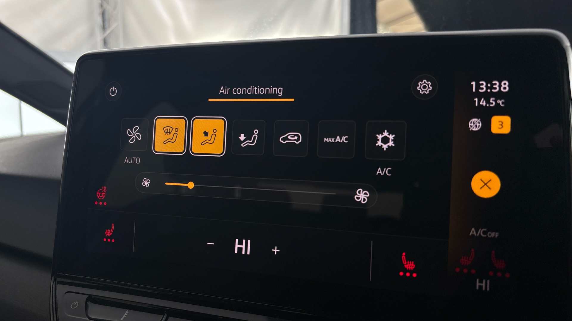 4021809 150kW Life Pro Perform 58kWh 5dr Auto [120kW Ch]