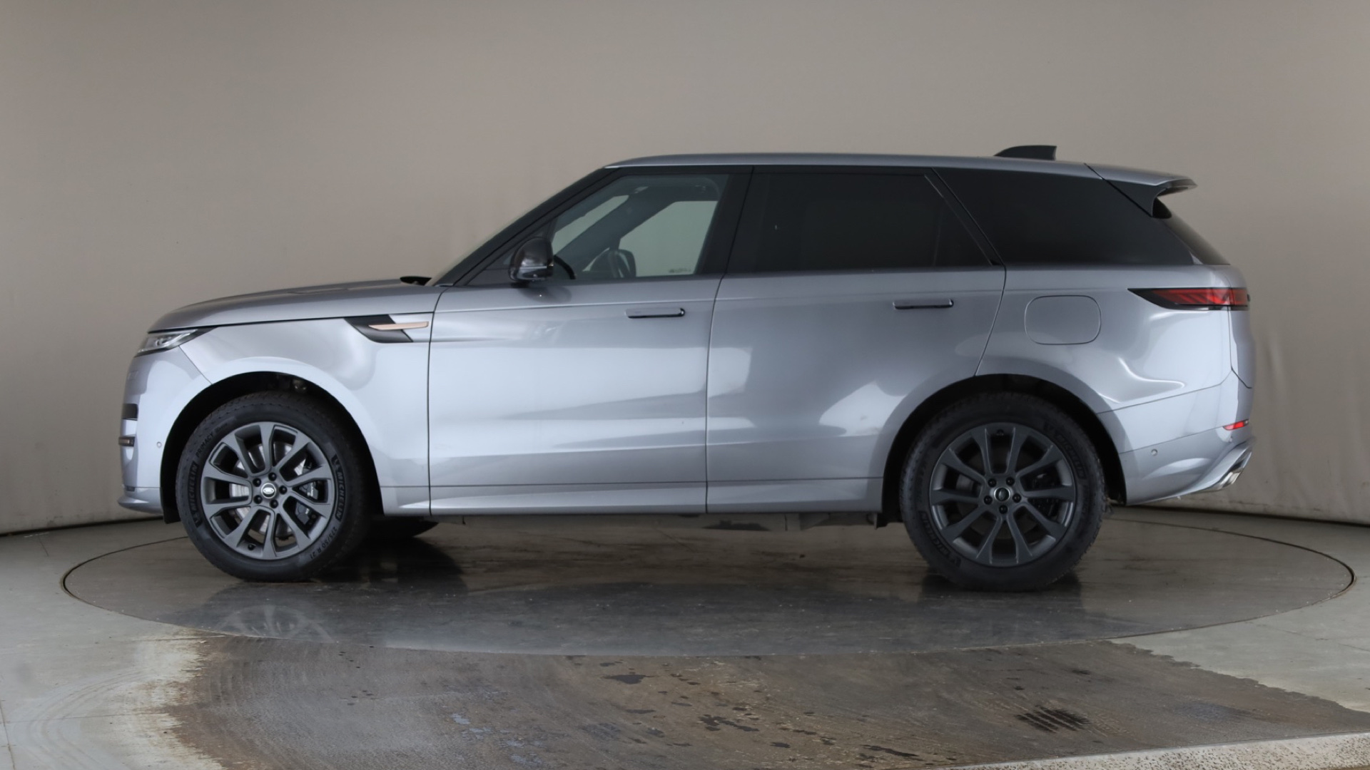 3.0 P440e Dynamic SE 5dr Auto