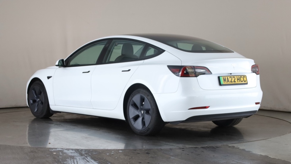 TESLA MODEL 3 Image 3