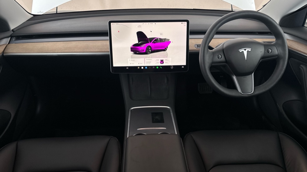TESLA MODEL 3 Image 11