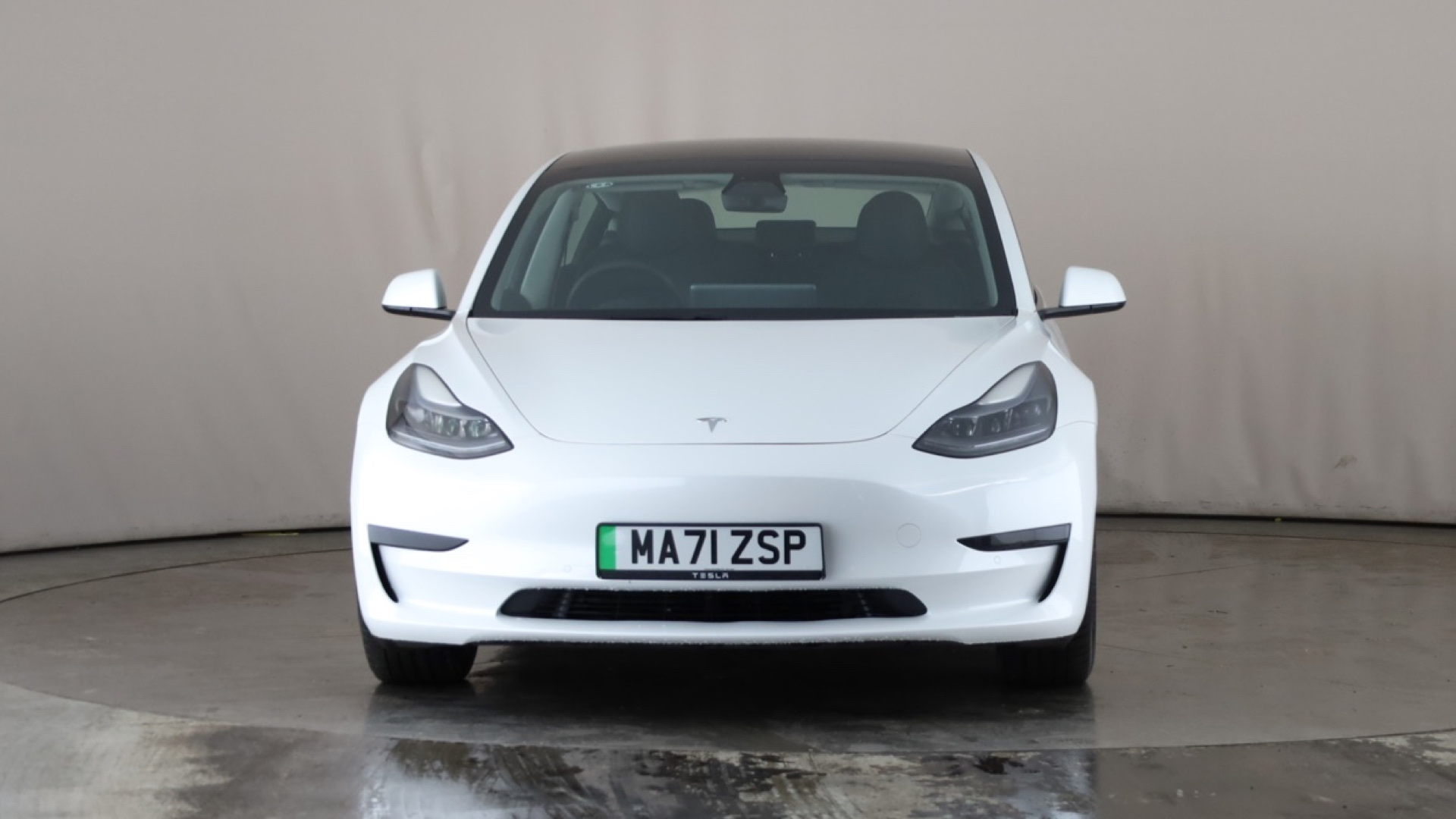 4027448 Standard Plus 4dr Auto