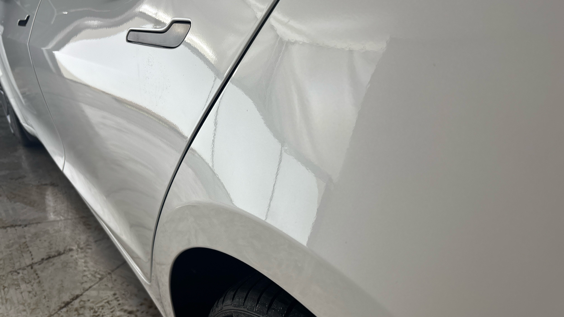 4027448 Standard Plus 4dr Auto