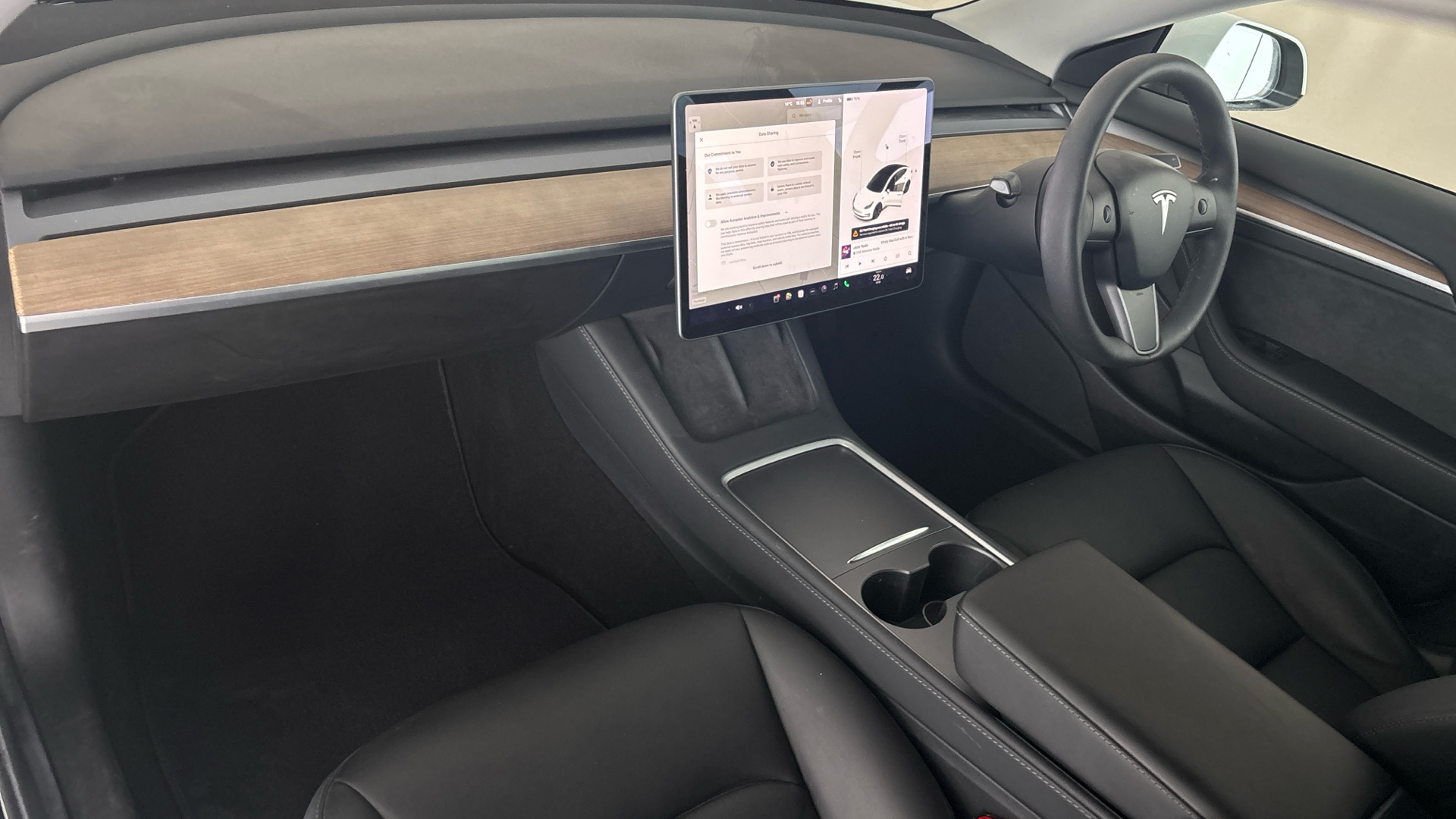 4027448 Standard Plus 4dr Auto