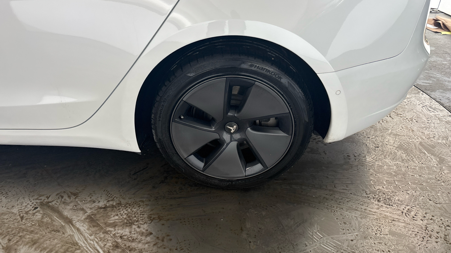 4027448 Standard Plus 4dr Auto