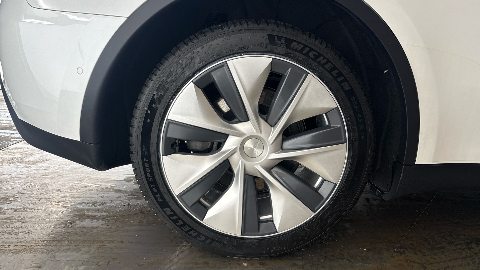 4020637 Long Range AWD 5dr Auto