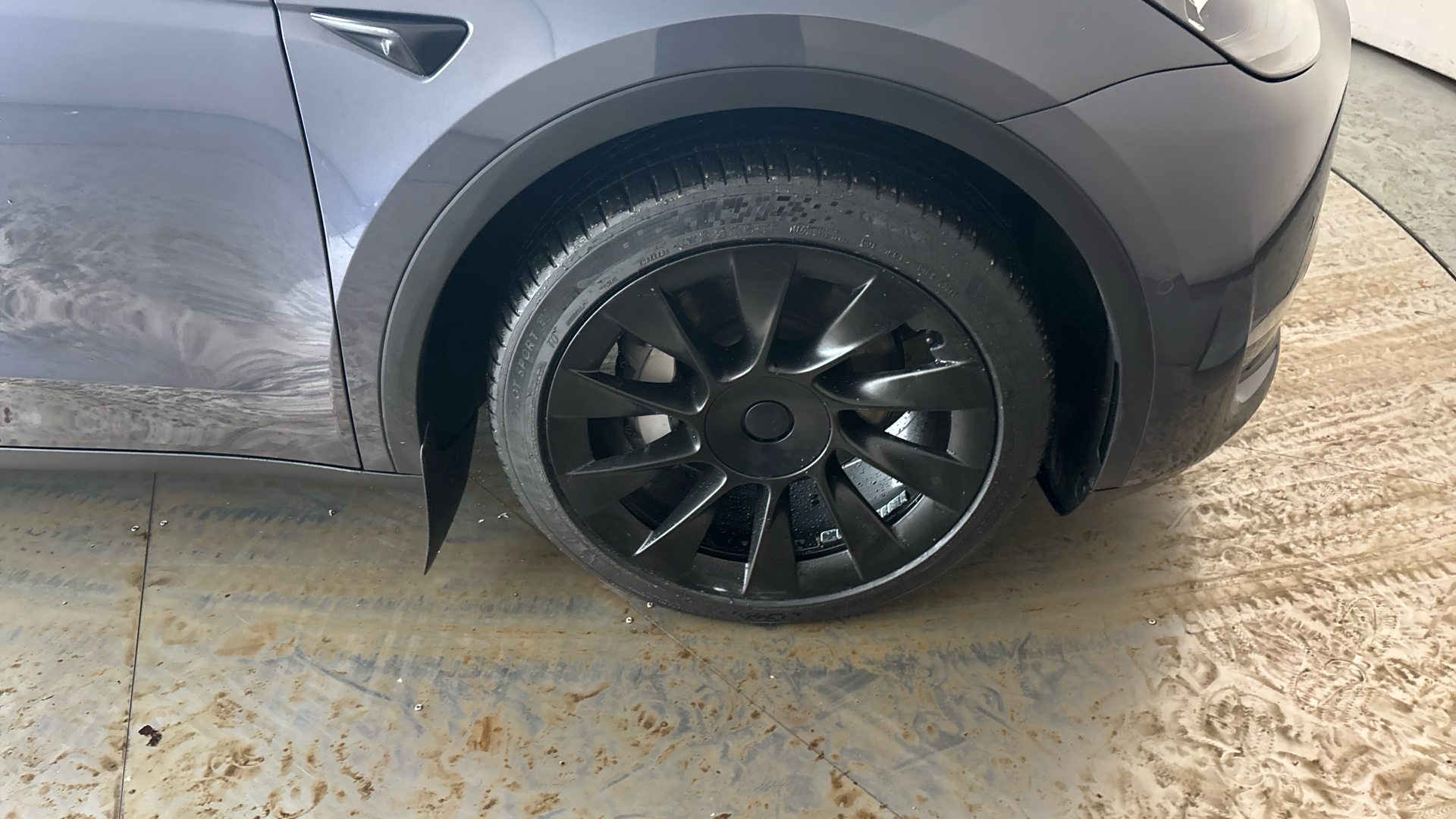 4020942 Long Range AWD 5dr Auto