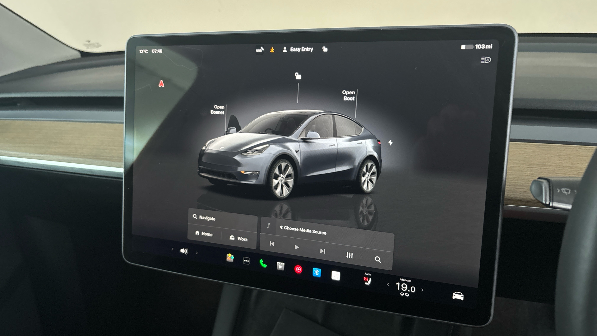 4027516 Long Range AWD 5dr Auto