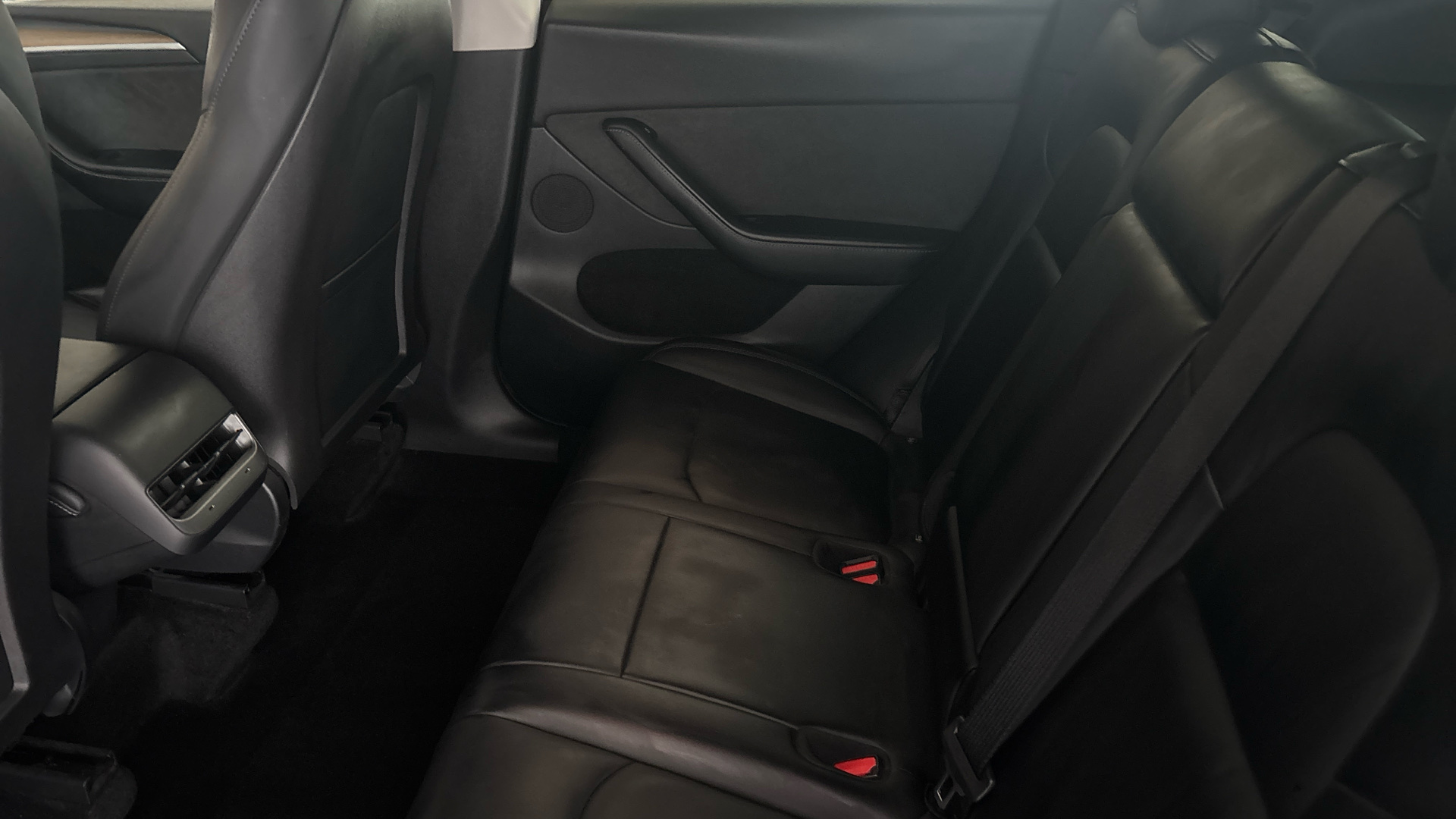 4027516 Long Range AWD 5dr Auto