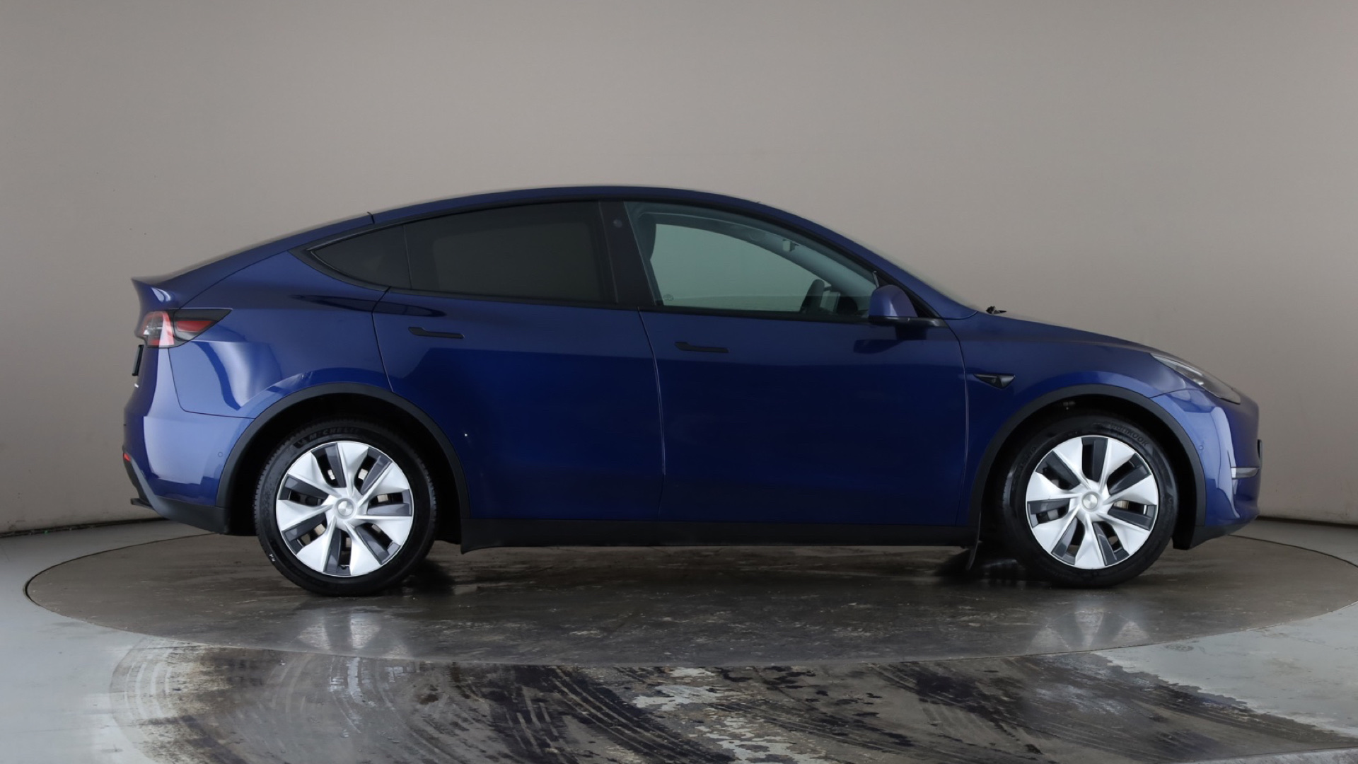 4027581 Long Range AWD 5dr Auto