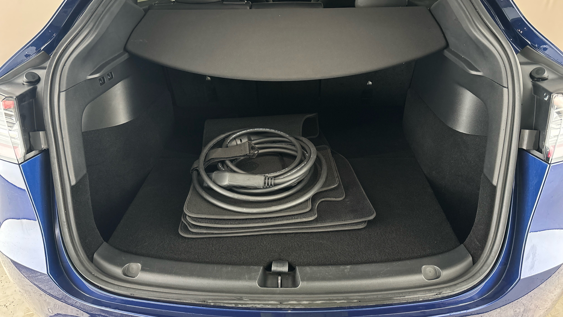 4027581 Long Range AWD 5dr Auto