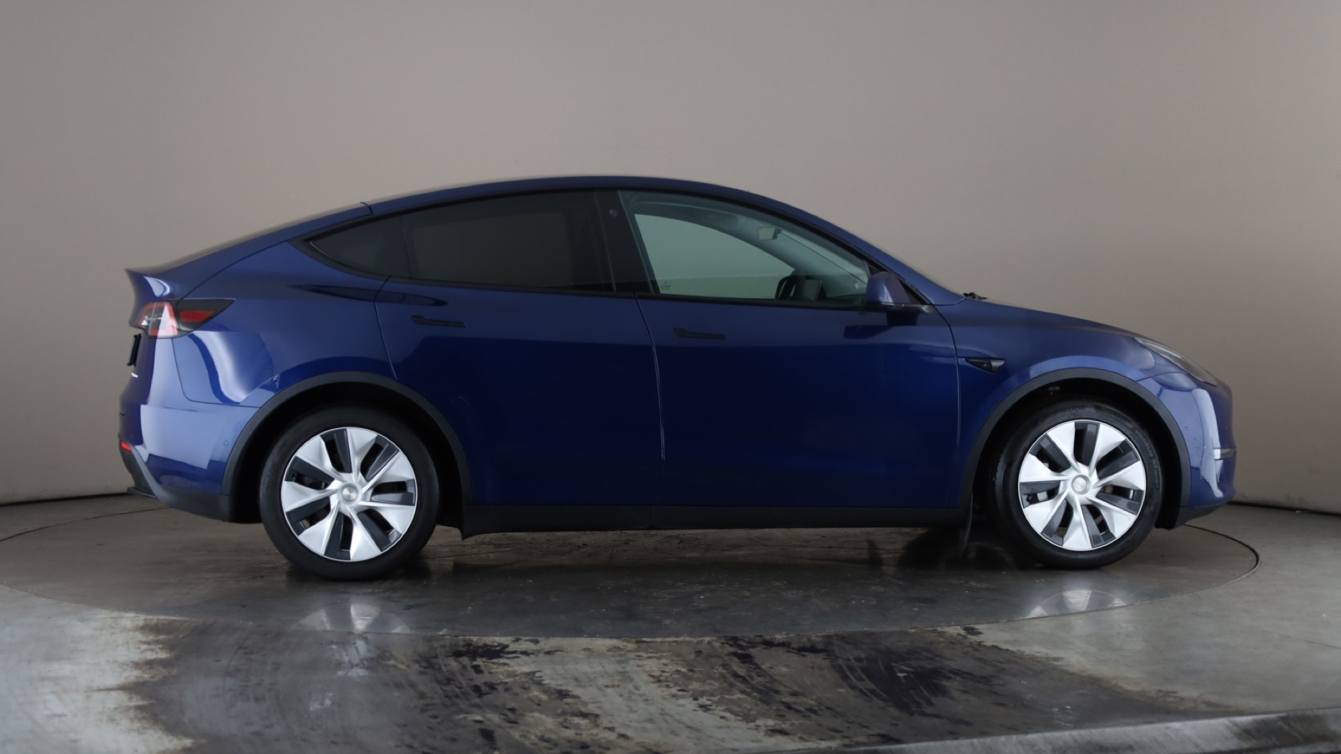 4027431 Long Range AWD 5dr Auto