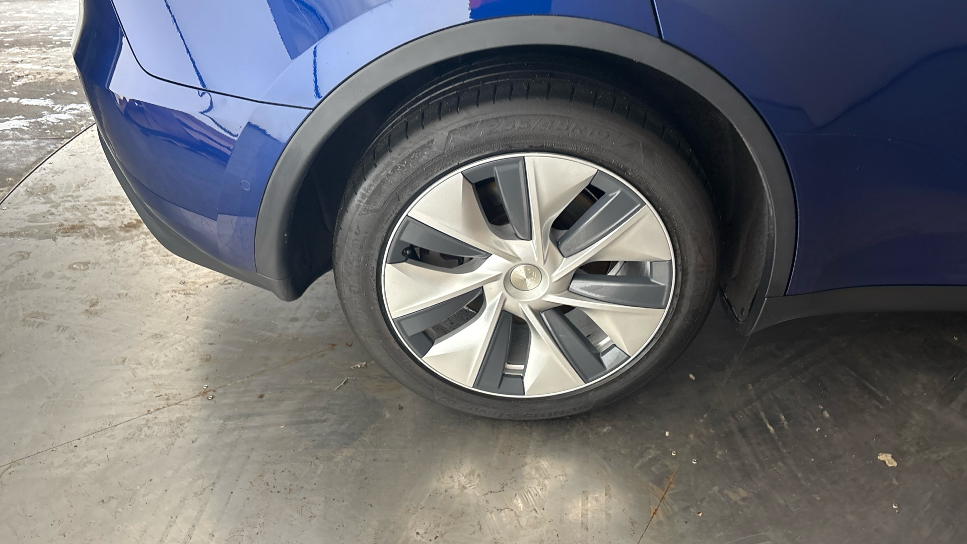 4027431 Long Range AWD 5dr Auto