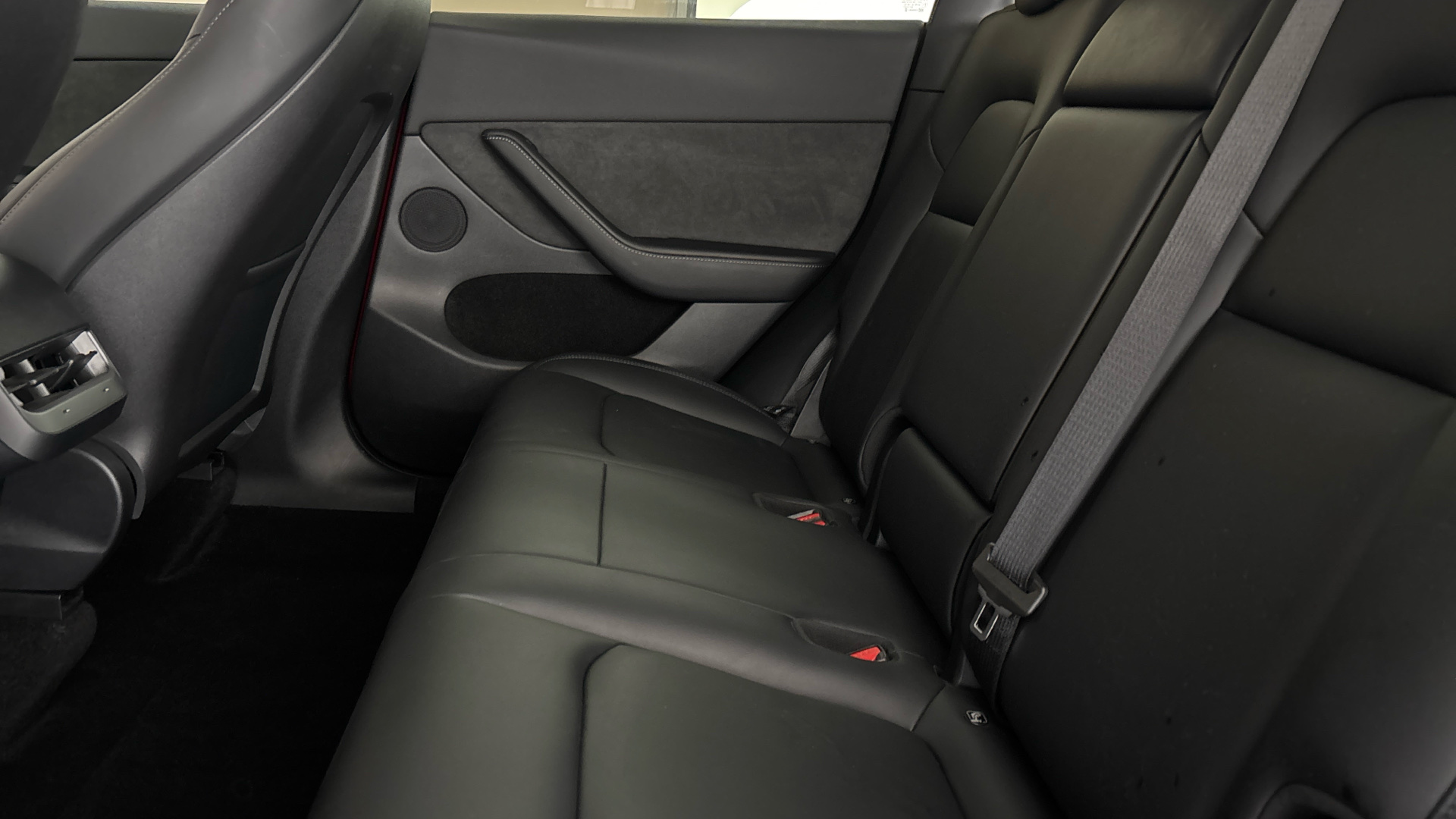 4020733 Long Range AWD 5dr Auto