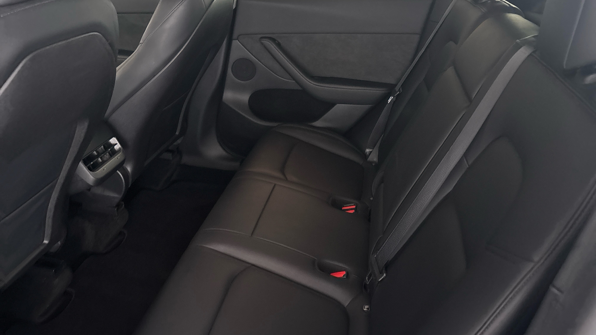 4020697 Long Range AWD 5dr Auto