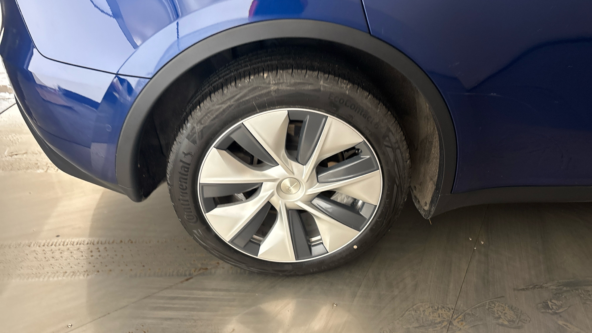 4020697 Long Range AWD 5dr Auto