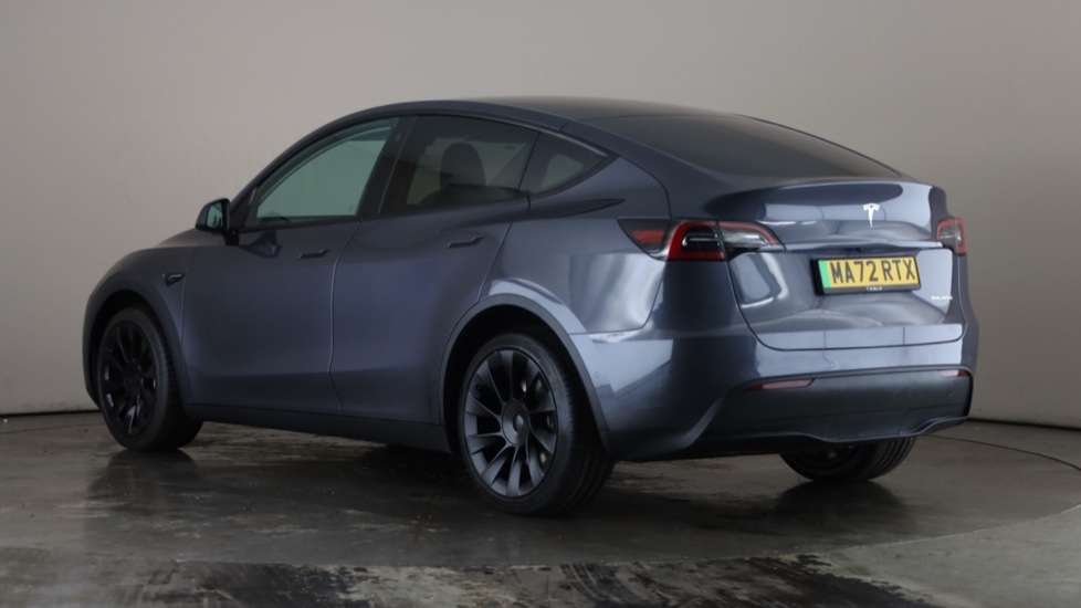 TESLA MODEL Y Image 3