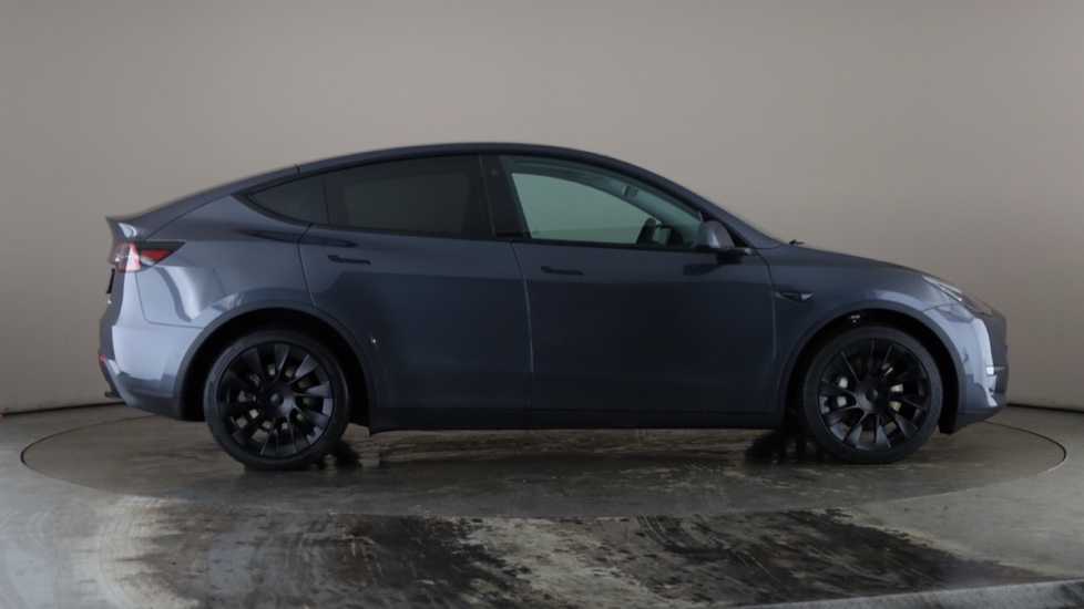 TESLA MODEL Y Image 6