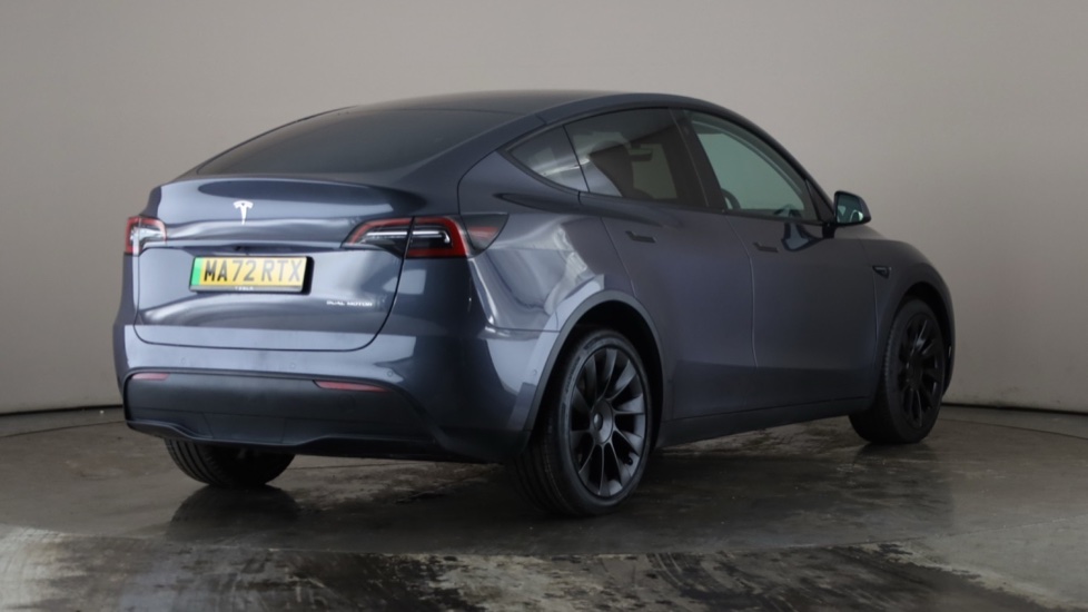 TESLA MODEL Y Image 5