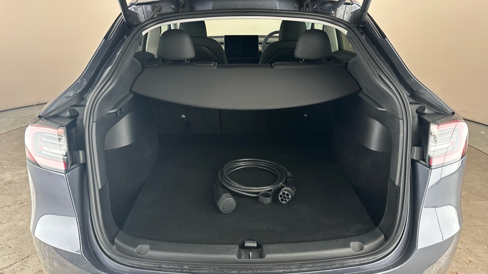 TESLA MODEL Y Image 15