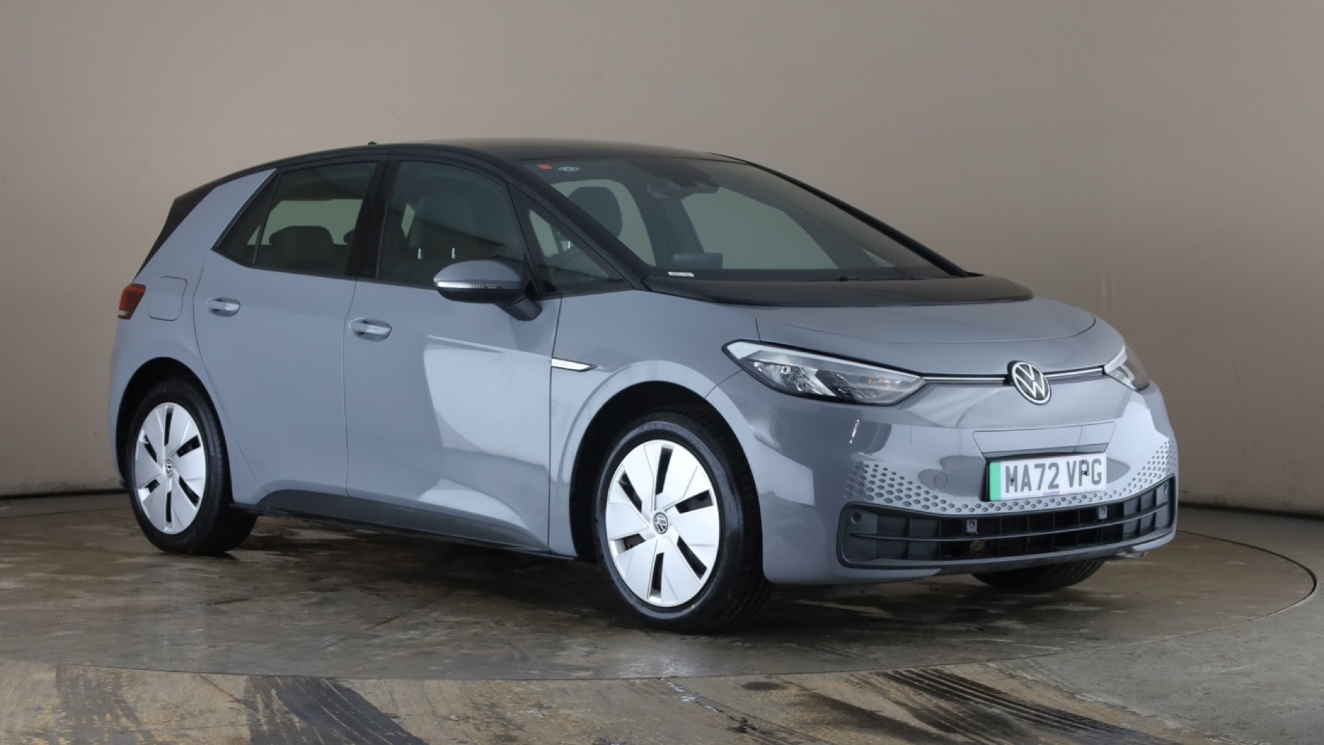 4020935 110kW Life Pure Performance 45kWh 5dr Auto