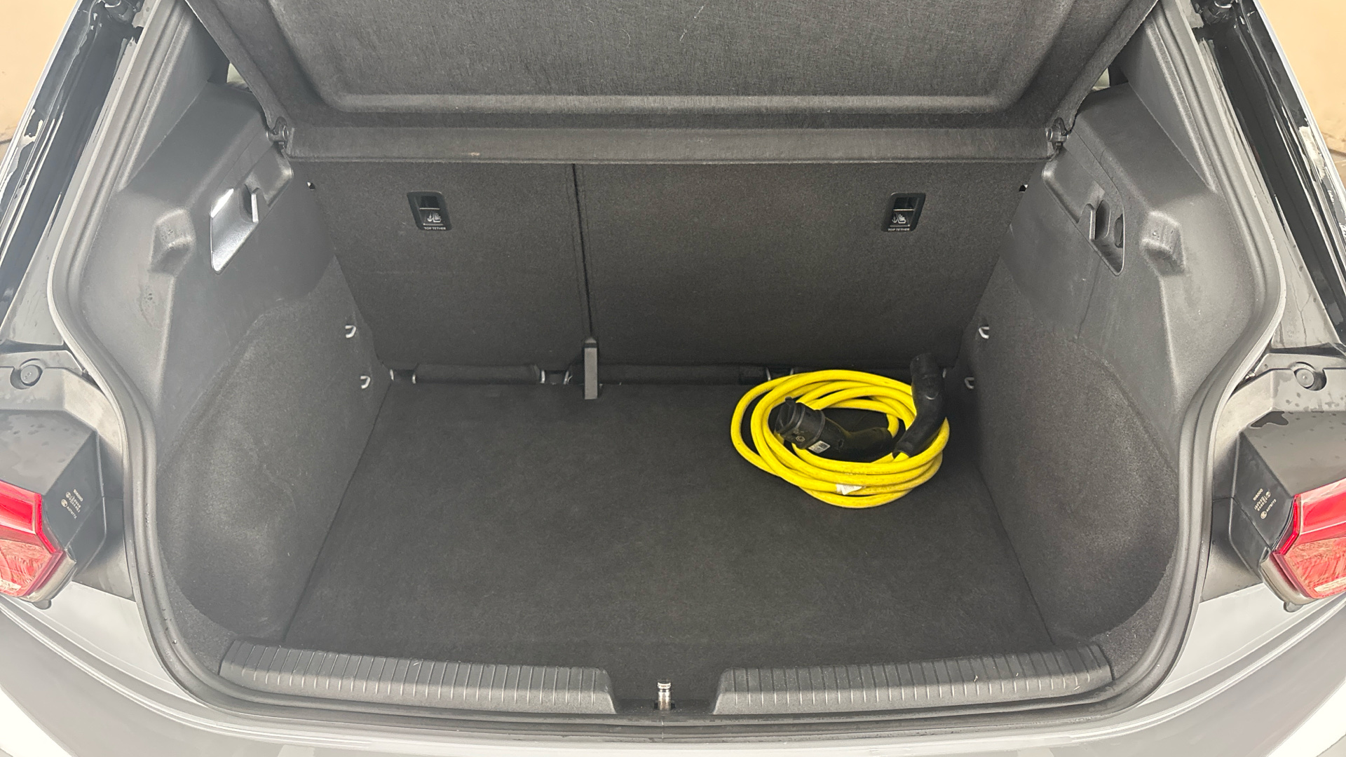 4020935 110kW Life Pure Performance 45kWh 5dr Auto