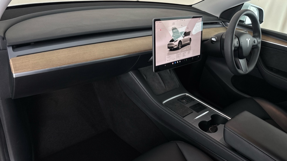 TESLA MODEL Y Image 10