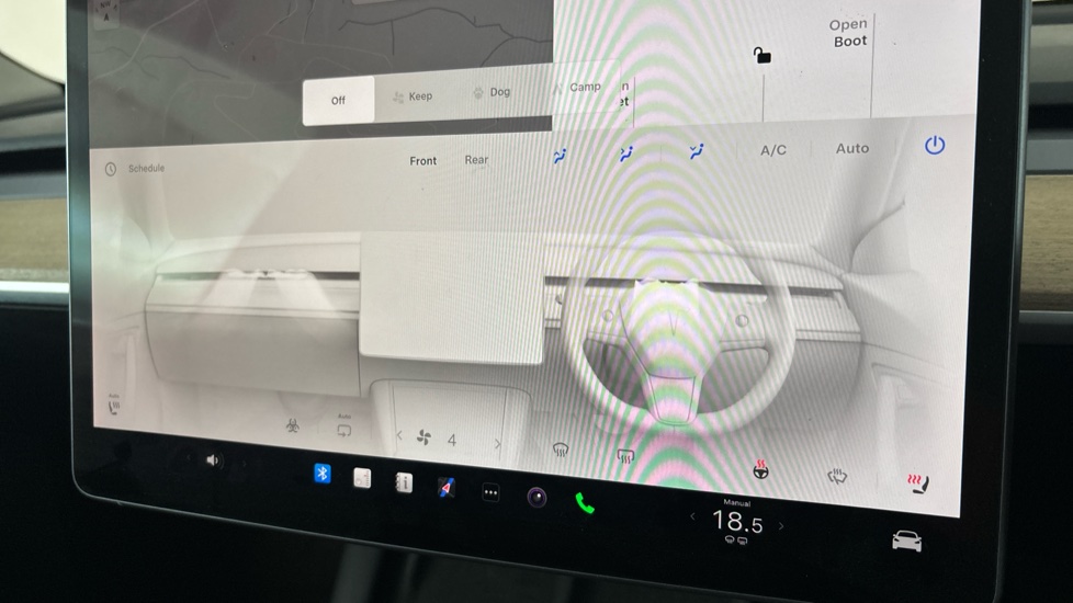 TESLA MODEL Y Heated interior