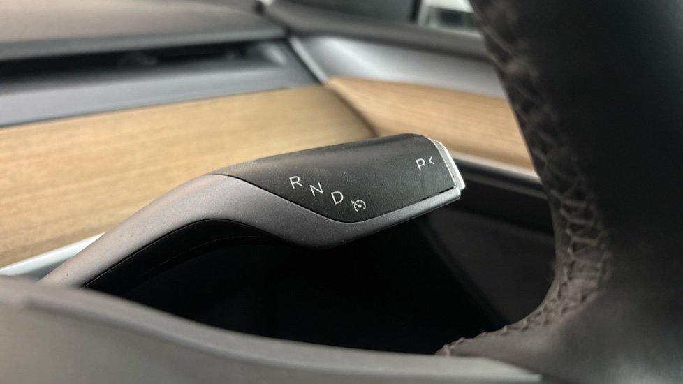 TESLA MODEL Y Cruise control