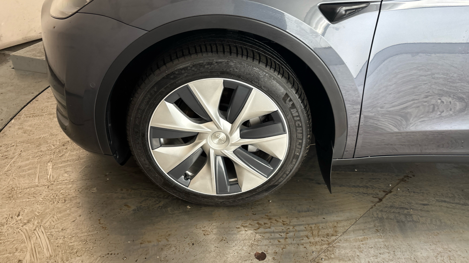 4020670 Long Range AWD 5dr Auto