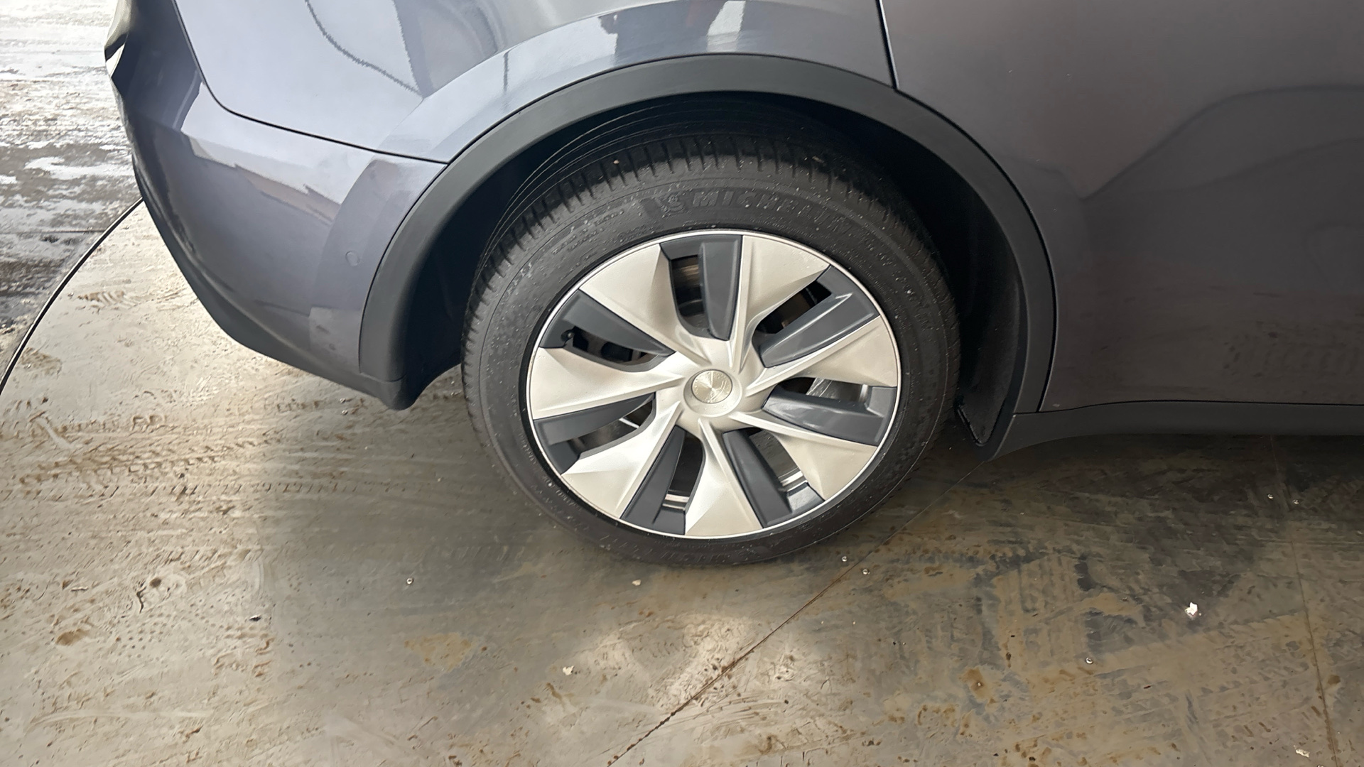 4020670 Long Range AWD 5dr Auto